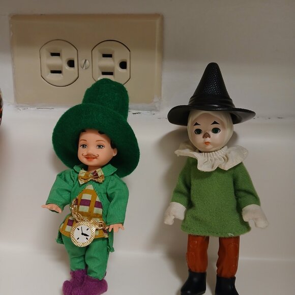 Wizard of Oz Ornament and Figures - Picture 2 of 6